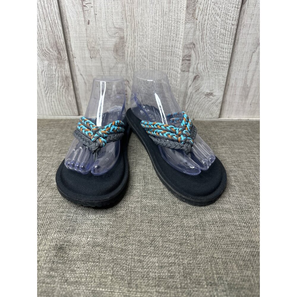 Womens Braided Strap Black Flip Flops With Blue & Orange Accents Size 7